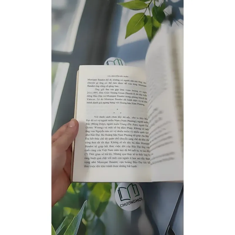 Chuyện Nội Cung Cựu Hoàng Bảo Đại - Nguyễn Đắc Xuân 970254