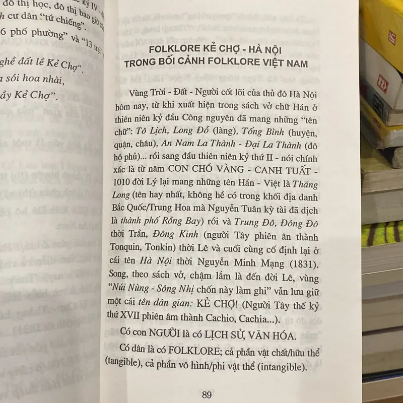 TRÊN MẢNH ĐẤT NGÀN NĂM VĂN VẬT, GS. TRẦN QUỐC VƯỢNG (XB 2009) 561785