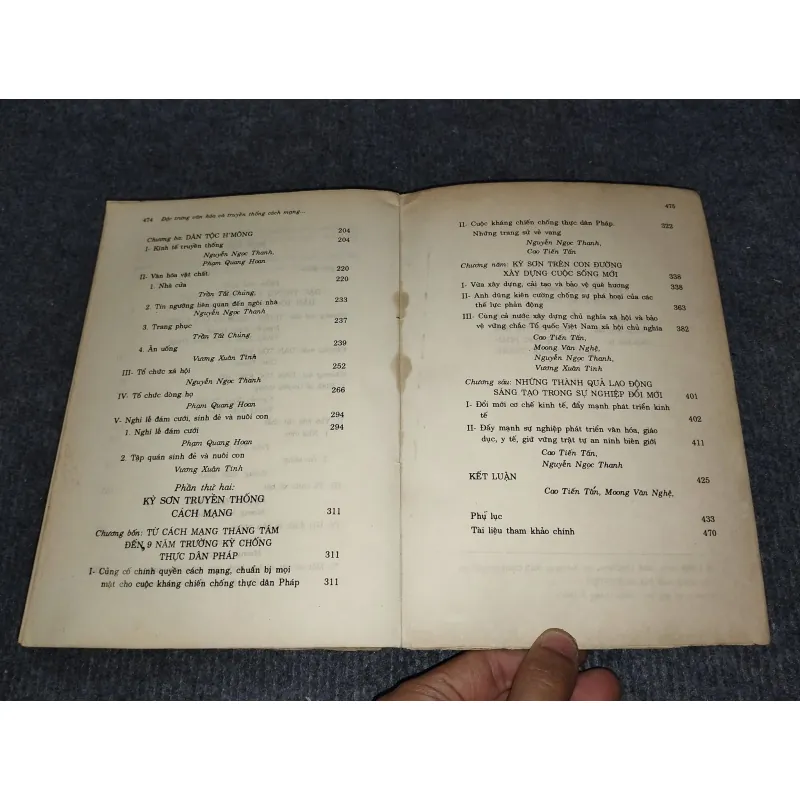 ĐẶC TRƯNG VĂN HOÁ VÀ TRUYỀN THỐNG CÁCH MẠNG CÁC DÂN TỘC Ở KỲ SƠN NGHỆ AN 991164