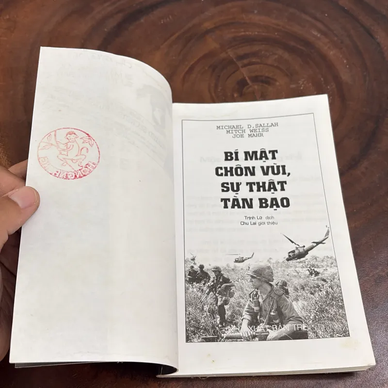 I Lịch Sử: Bí Mật Chôn Vùi Sự Thật Tàn Bạo - Trịnh Lữ (Dịch) - Chu Lai (Giới Thiệu) - 2003 1010424