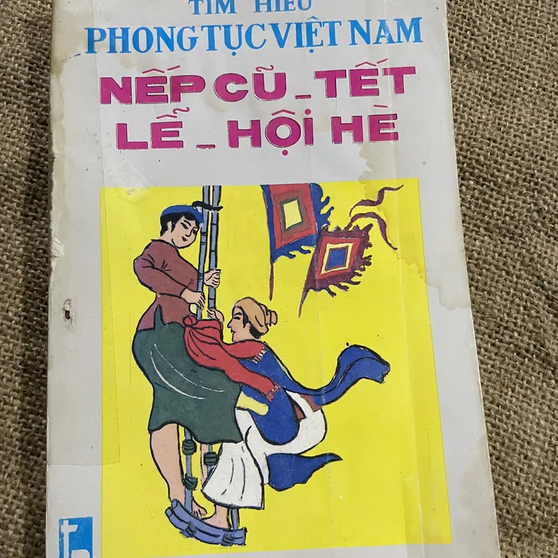 TOAN ÁNH- TÌM HIỂU PHONG TỤC VIỆT NAM - NẾP CŨ TẾT - LẼ - HỘI HÈ  716465