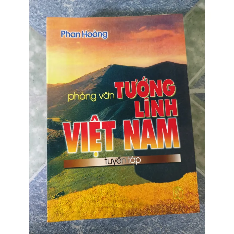Phỏng vấn tướng lĩnh Việt Nam tuyển tập - Phan Hoàng 782639