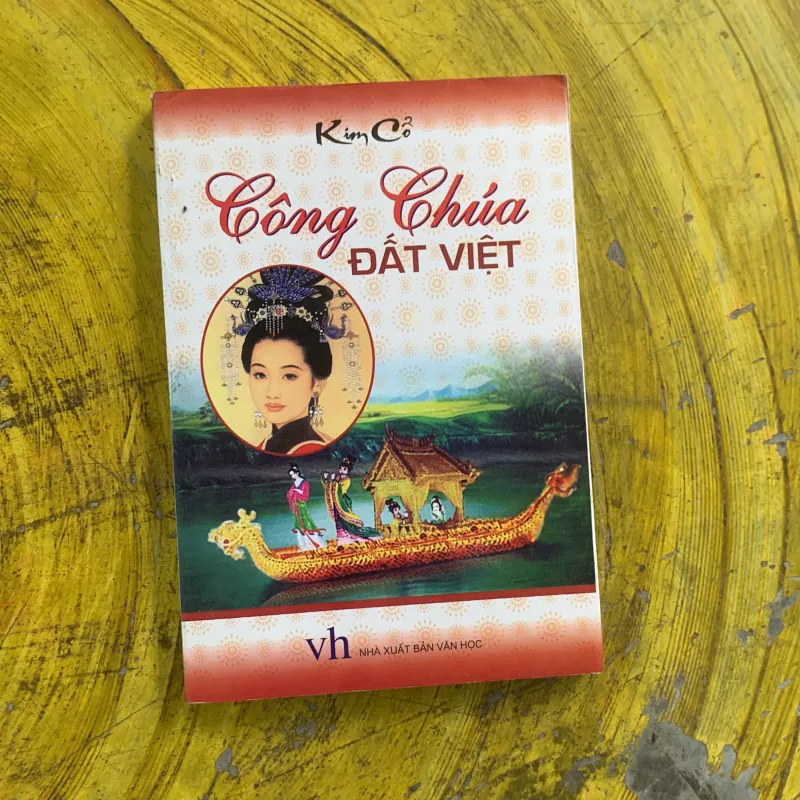 COMBO GẦN 400 NĂM VUA CHÚA TRIỀU NGUYỄN & CÔNG CHÚA ĐẤT VIỆT 1002967