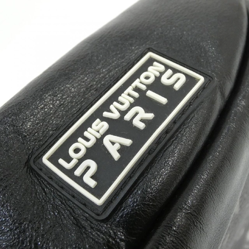 Túi đeo chéo Louis Vuitton Monogram Galaxy Discovery M44444 - Hàng hiệu Authentic 767300