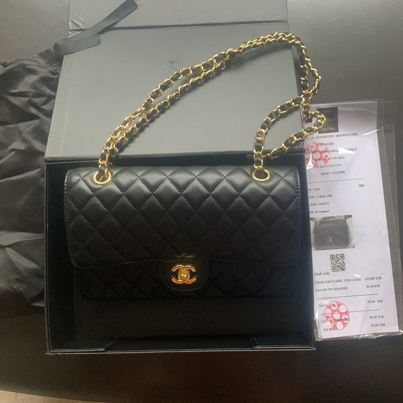 Túi Chanel 25 x 16 cm mới mở hộp chưa dùng lần nào  141300