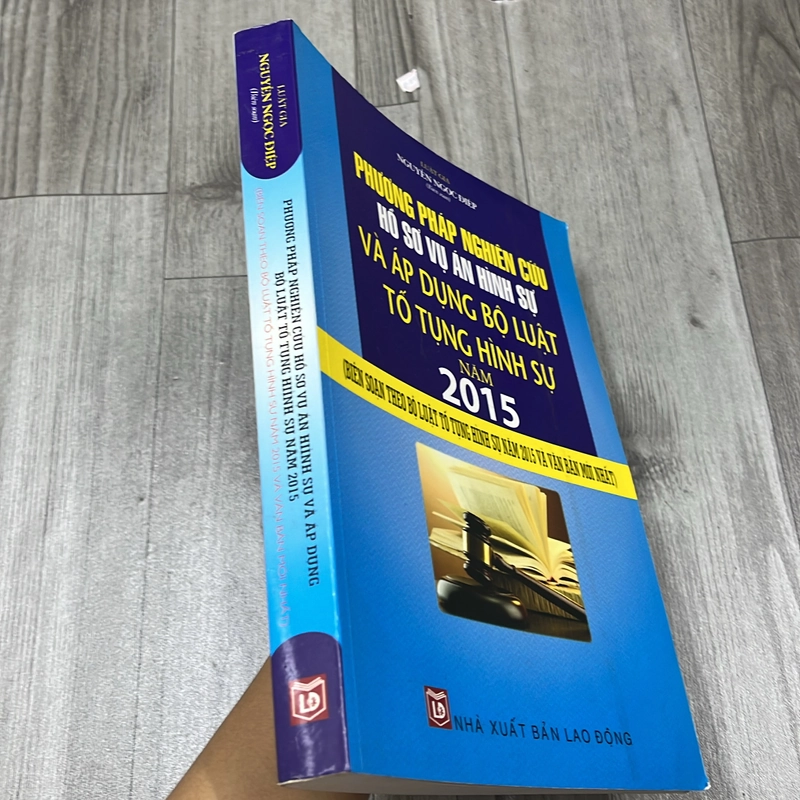 Phương pháp nghiên cứu hồ sơ vụ án hình sự và áp dụng bộ luật tố tụng hình sự 2015. 8b2 545037