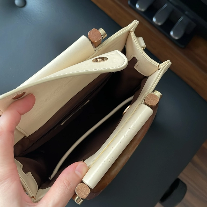 Túi xách Micocah màu be nâu đã sử dụng  495085