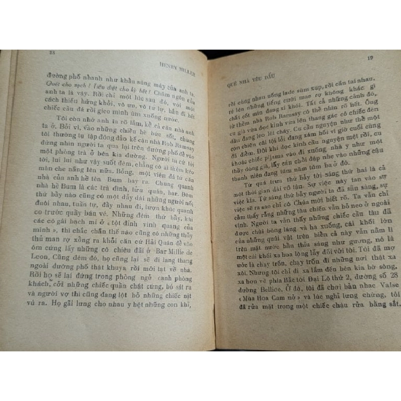 Mùa xuân đen - Henry Miller ( bản dịch của Hoàng Uyên Ly ) 740238