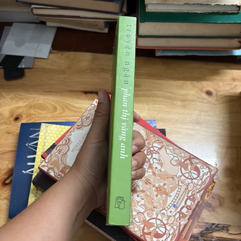 II Truyện Ngắn: Phan Thị Vàng Anh - 2011 700972