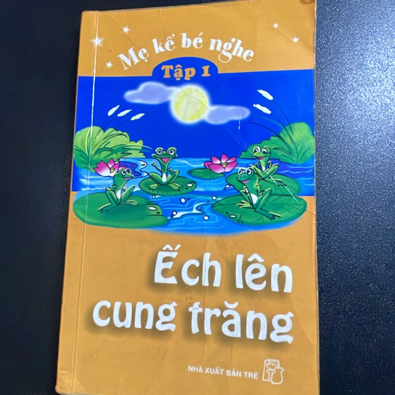 Sách Mười vạn câu hỏi vì sao (tặng 1 sách Ếch lên cung trăng) 360601