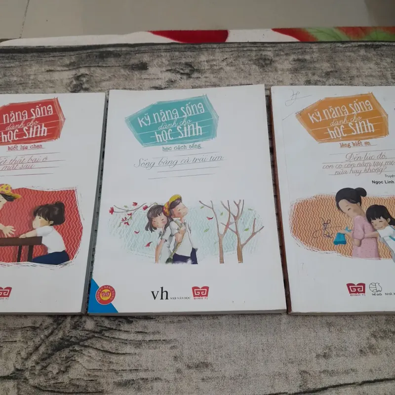 3 cuốn sách Kỹ Năng Sống dành cho học sinh: Lòng biết ơn, Học cách sống và Biết lựa chọn 712124