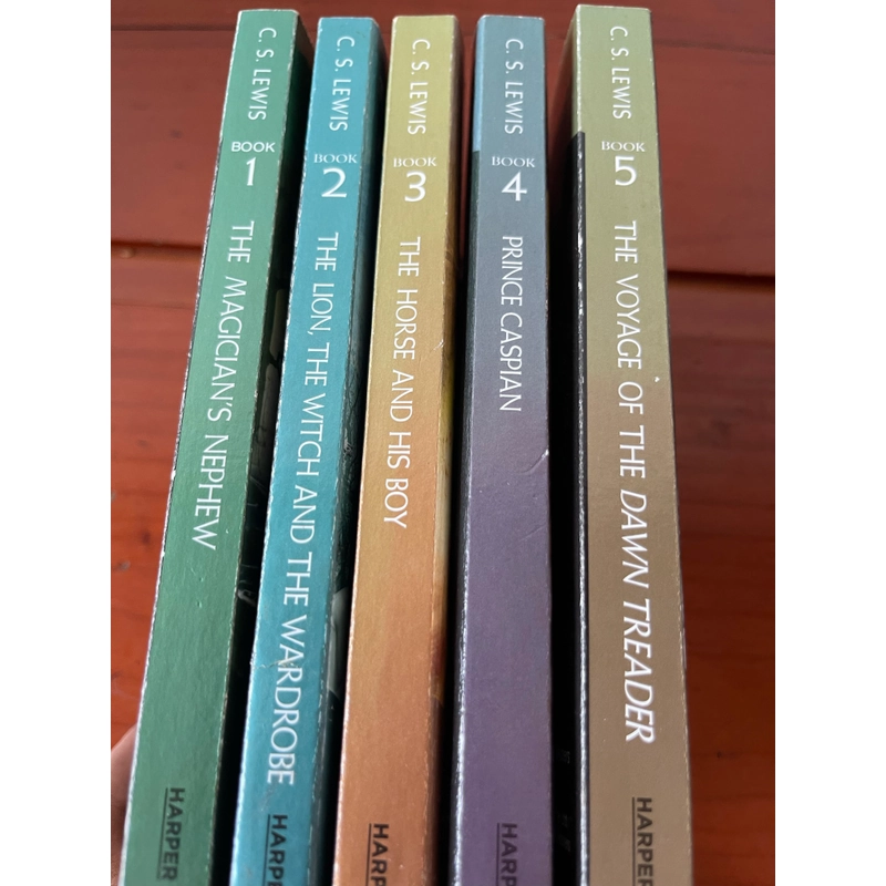 Bộ 5 quyển The chronicles of Narnia C.S. Lewis 539561