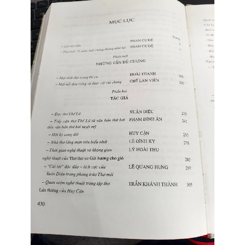 Về một cuộc cách mạng trong thi ca phong trào thơ mới - Phan Cự Đệ 688821