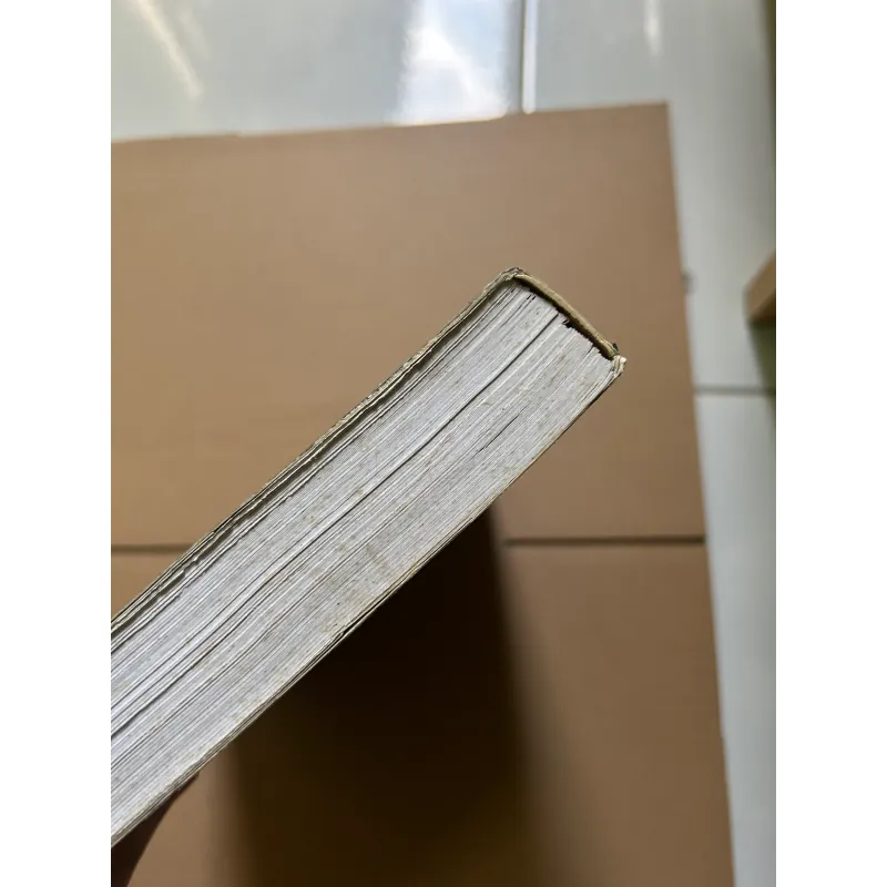 Quy luật vũ trụ (Bung keo gáy sách nhưng chưa rách rời trang vì còn may chỉ) 752394