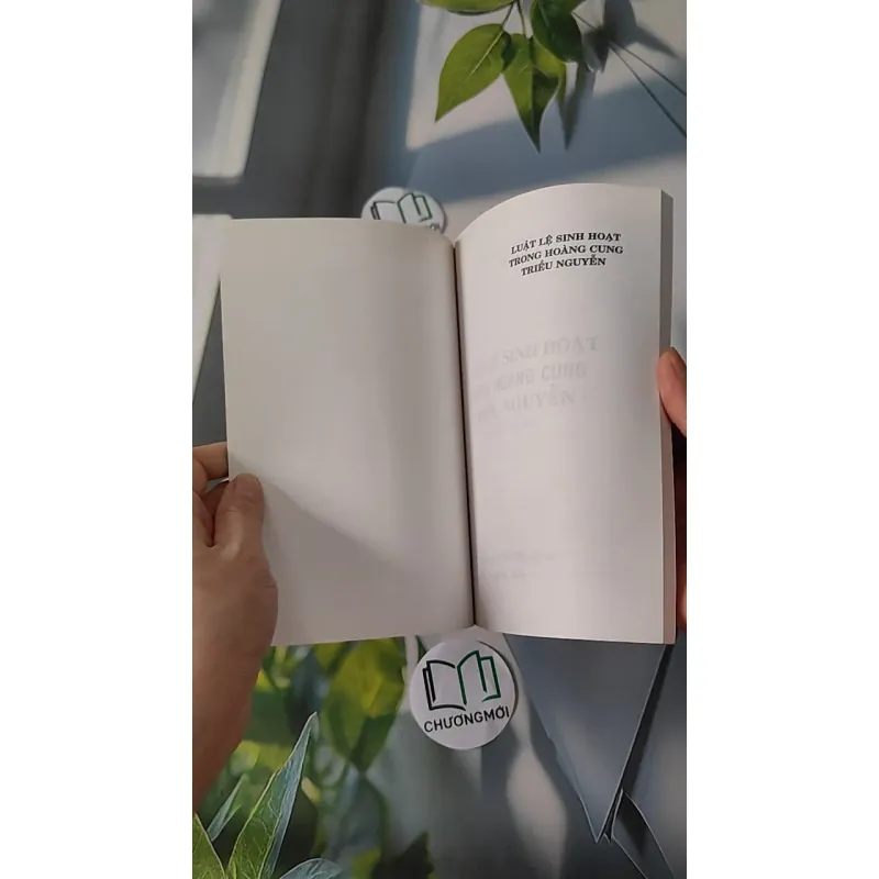 Luật Lệ Sinh Hoạt Trong Hoàng Cung Triều Nguyễn - Nguyễn Duy Từ 970229