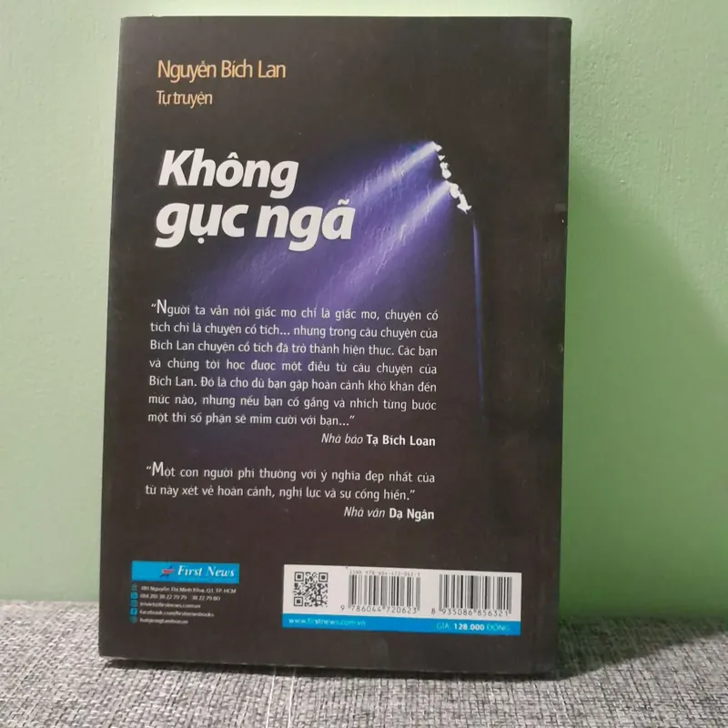 Không gục ngã  709003
