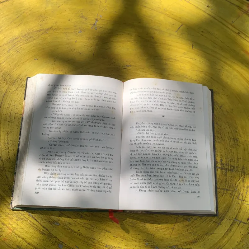 TẤT CẢ CÁC DÒNG SÔNG ĐỀU CHẢY- NANCY CATO 783428