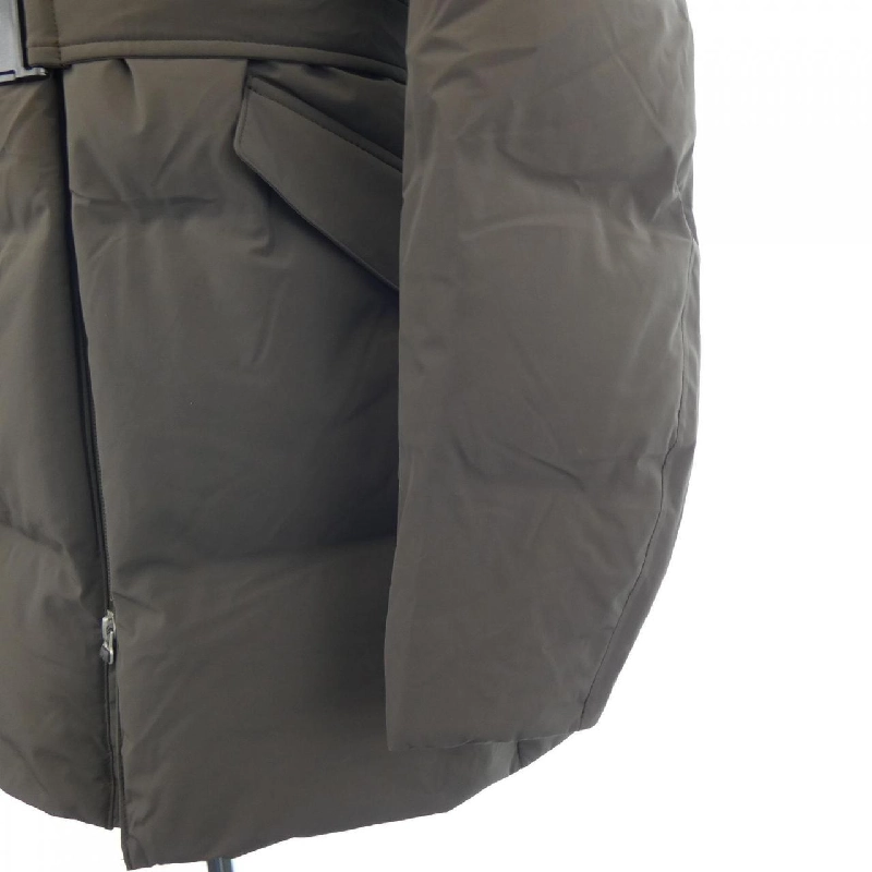 Áo khoác lông vũ DESCENTE 637525