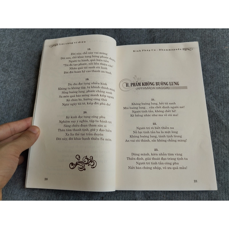 LỜI VÀNG VI DIỆU 549083