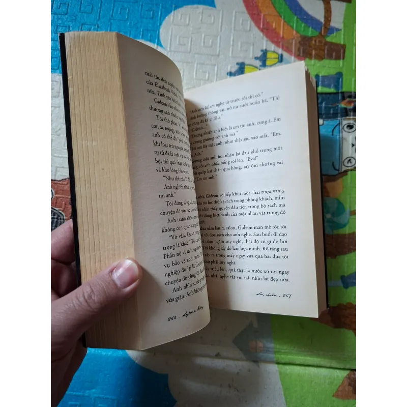 Soi chiếu - Sylvia Day 791759