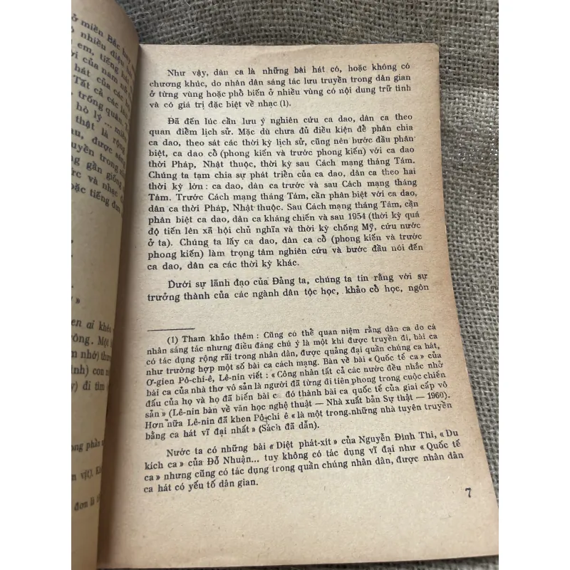 Lịch sự văn học Việt Nam - văn học dân gian 995506