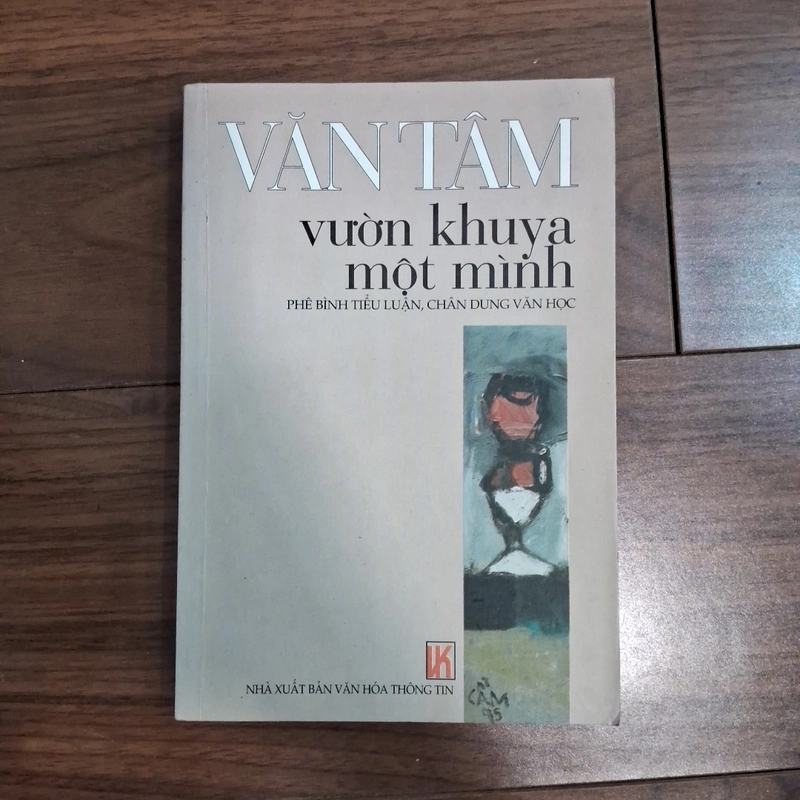 Vườn khuya một mình 506765