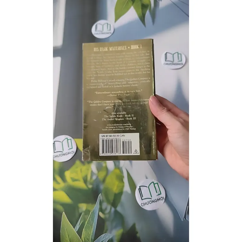 [XƯA] The Golden Compass (1995) - Philip Pullman 1027189