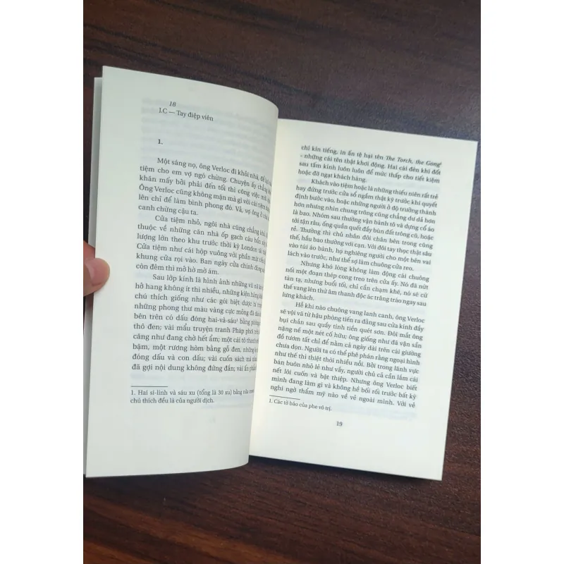 Tập truyện Tay Điệp Viên - Joseph Conrard - FORMApubli 1011083