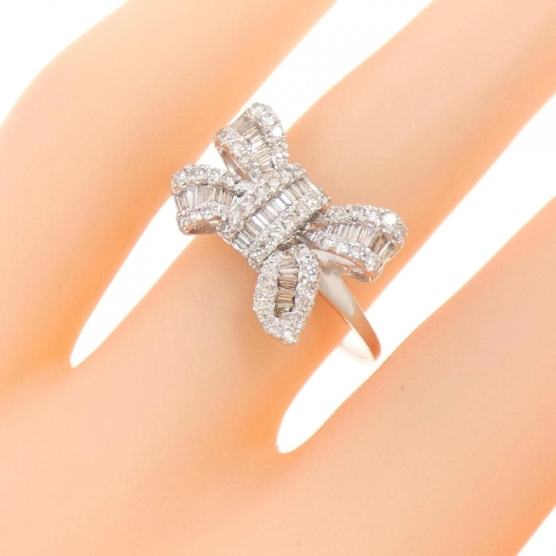 Nhẫn kim cương K18WG hình ruy băng 0.50CT - Hàng hiệu chính hãng 847128