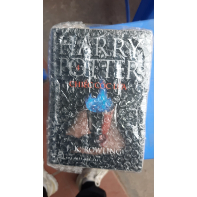 Tập 4: Harry potter và chiếc cốc lửa. Bản bìa đen 362450