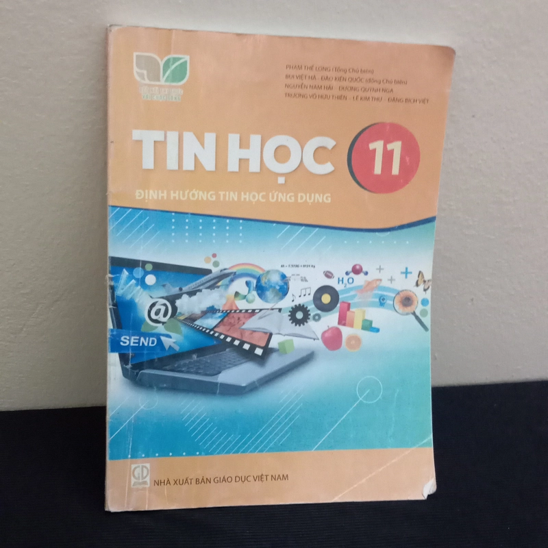 SGK Tin Học Lớp 11-Kết Nối Tri Thức Với Cuộc Sống 550841