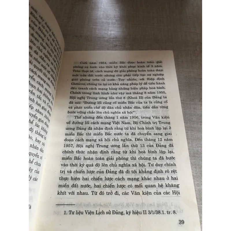 Một số vấn đề về định hướng xã hội chủ nghĩa ở nước ta  780648