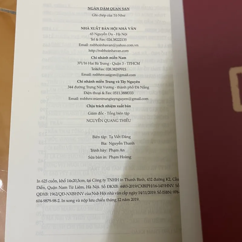 Ngàn dặm quan san, tác giả Tô Như 780261