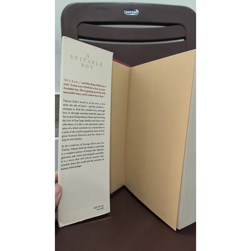 Vikram Seth -
A Suitable Boy : a novel 932506