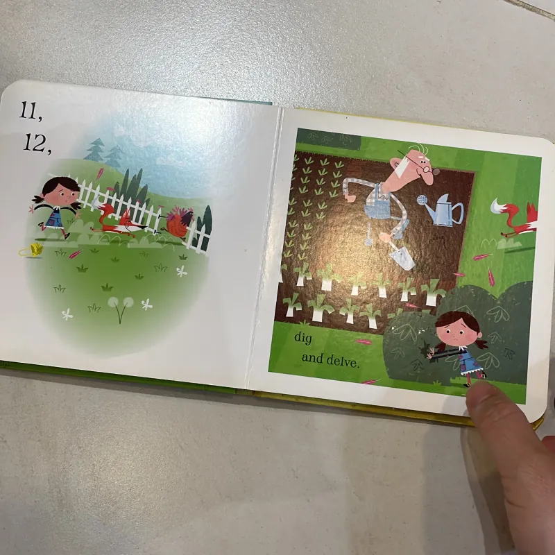 NGOẠI VĂN tiếng anh trẻ em: usborne baby board books - 1,2 buckle my shoe  1027591