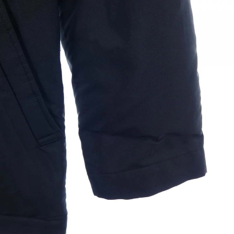 Áo khoác lông vũ ISSEY MIYAKE 637875