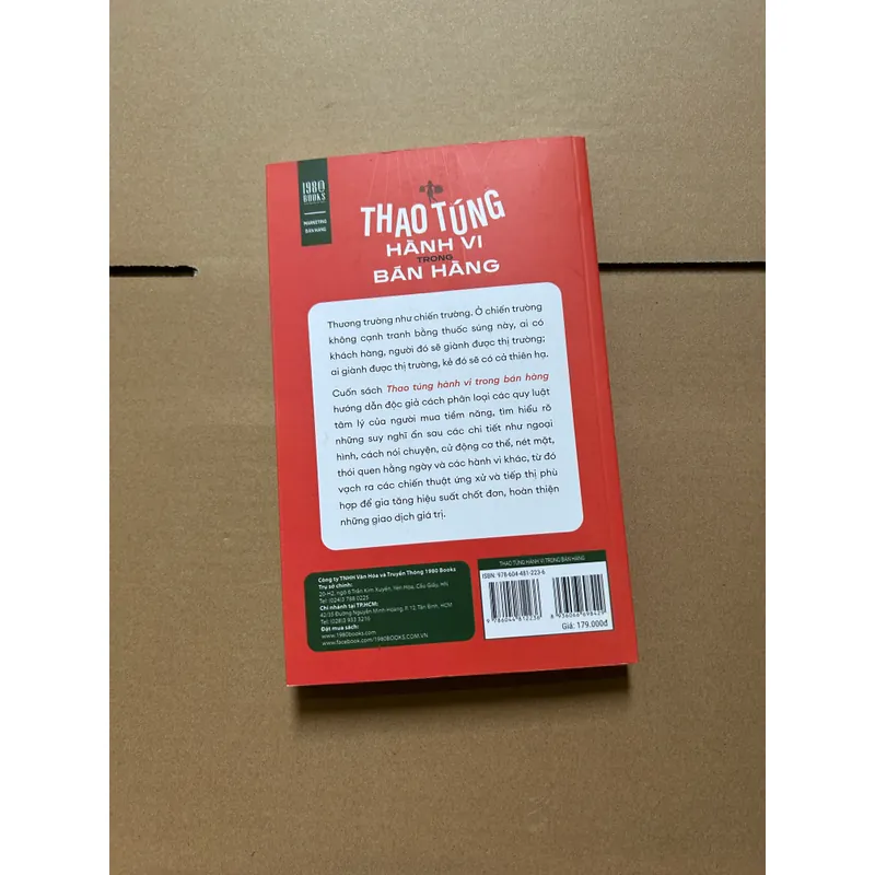 Thao túng hành vi trong bán hàng 731827