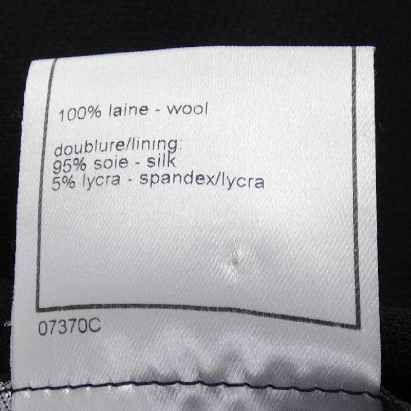 CHANEL P11485V02954 98A Suit - Hàng hiệu Authentic 829675