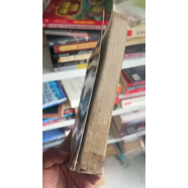 Đồi gió hú - Emily Brontë - BT 1024978