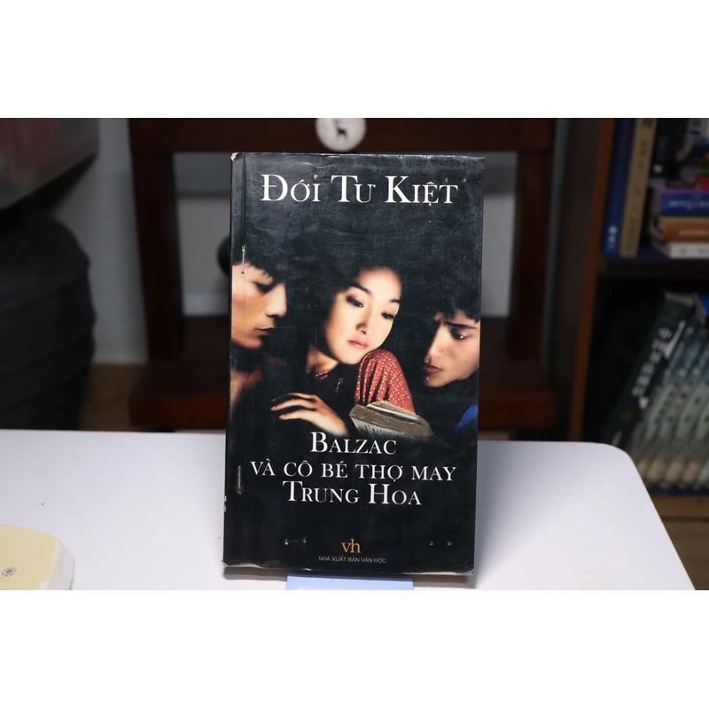 BALZAC VÀ CÔ BÉ THỢ MAY TRUNG HOA 2003 - Đới tư kiệt 464485
