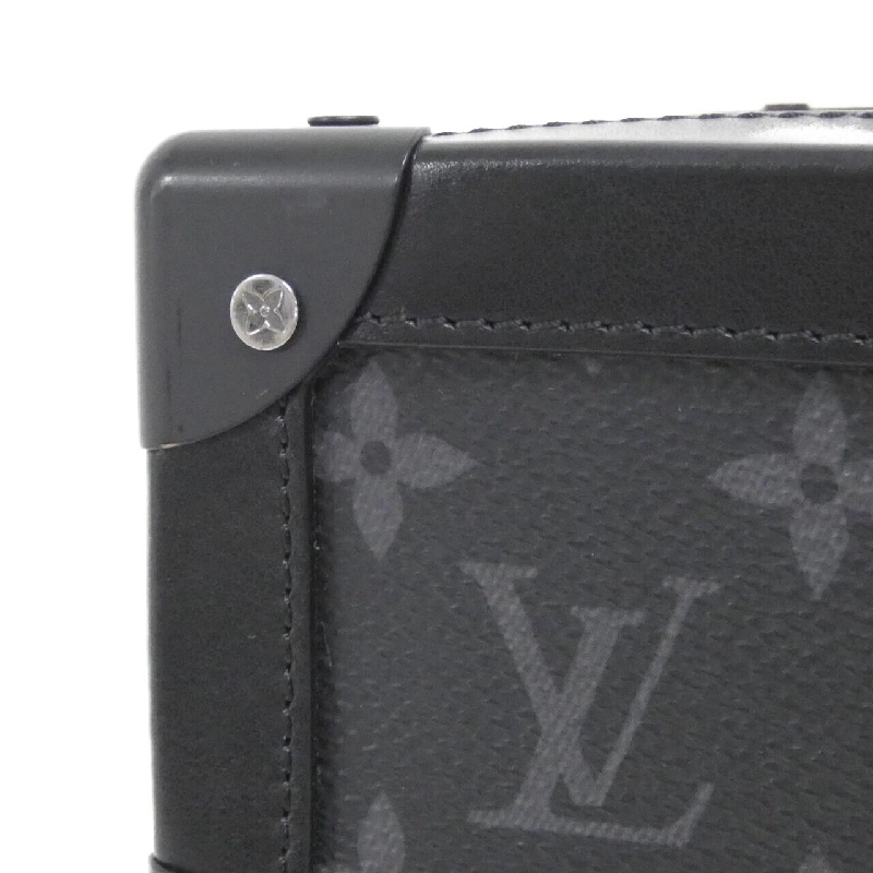 Túi xách vai Louis Vuitton Monogram Eclipse Soft Trunk M44730 612602