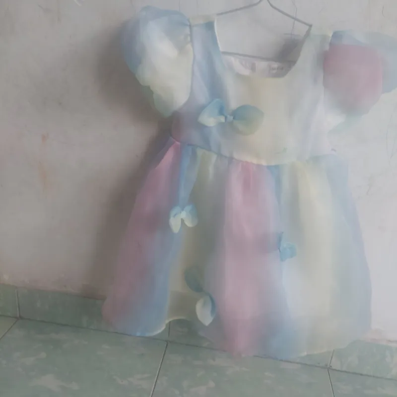 đầm bé gái 4 tuổi từ 13kg đến 15kg 929823