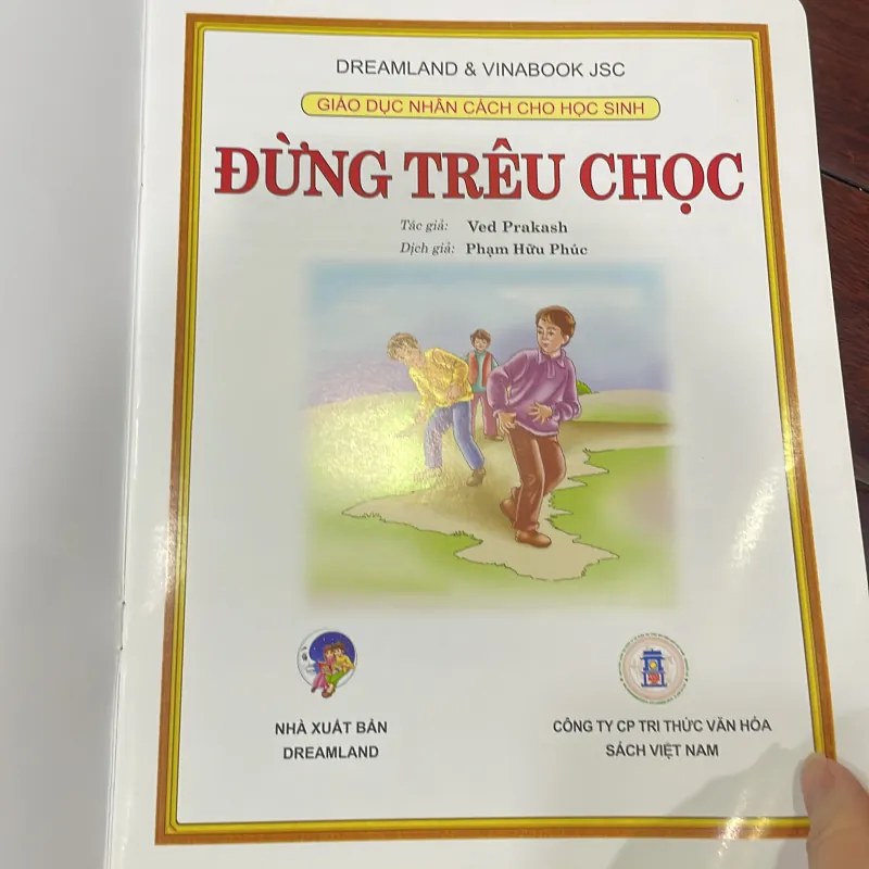 Giáo dục nhân cách cho học sinh : ĐỪNG TRÊU CHỌC - in cán bóng - trọn bộ có 29 quyển 1026645