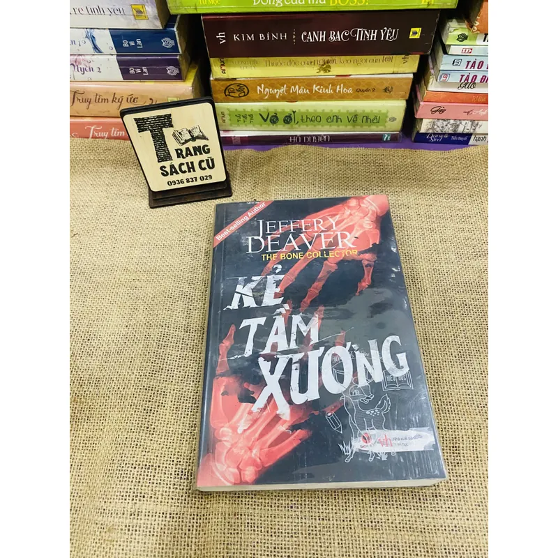 KẺ TẦM XƯƠNG 694493