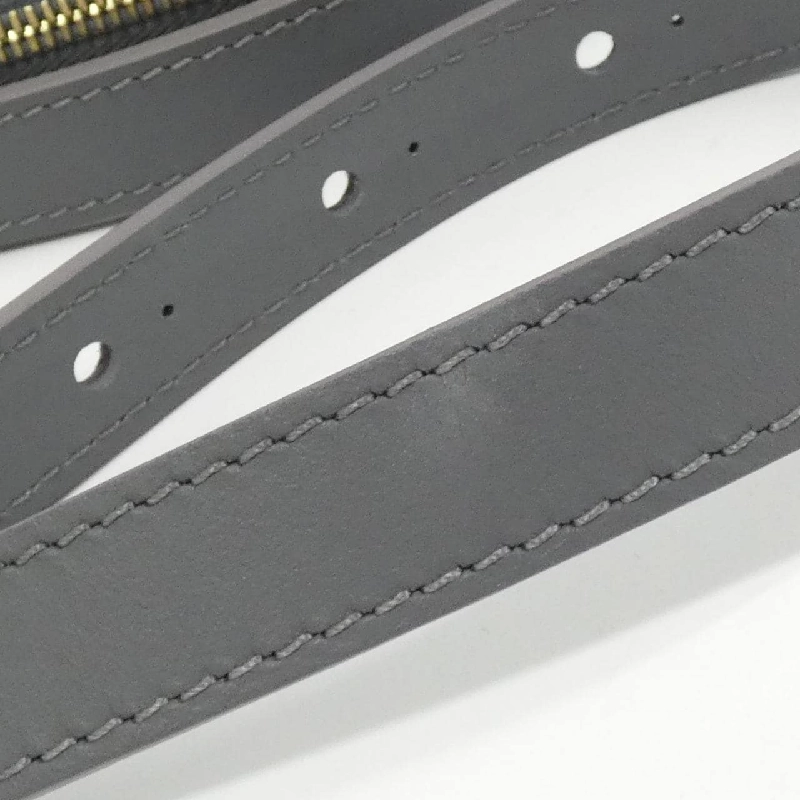 Ví đeo vai Louis Vuitton LV Ornament Soft Trunk M82035 612641