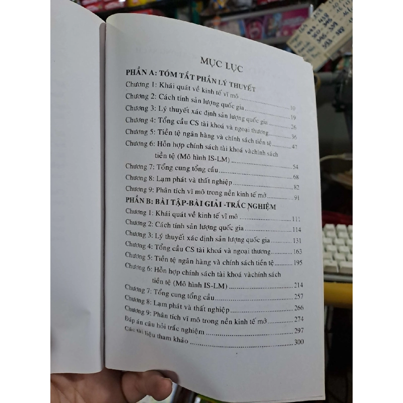 Tóm tắt bài tập trắc nghiệm kinh tế vĩ mô - Như Ý - Bích Phương - 2013 mới 80% - KINH TẾ - TÀI CHÍNH - CHỨNG KHOÁN - HCM0111 924321