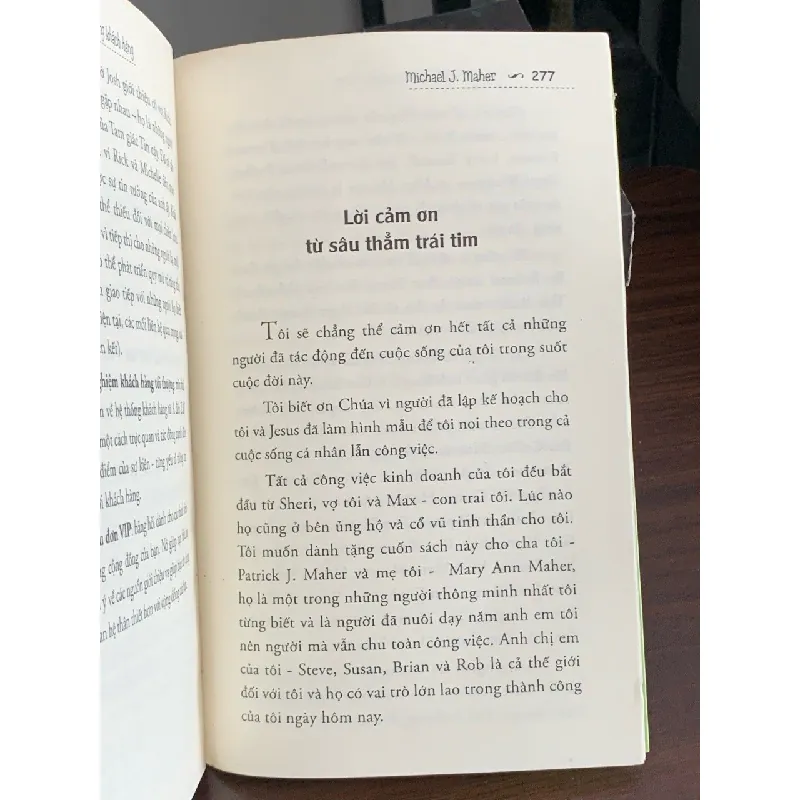 Nghệ thuật lấy lòng khách hàng – Michael J. Maher 559585