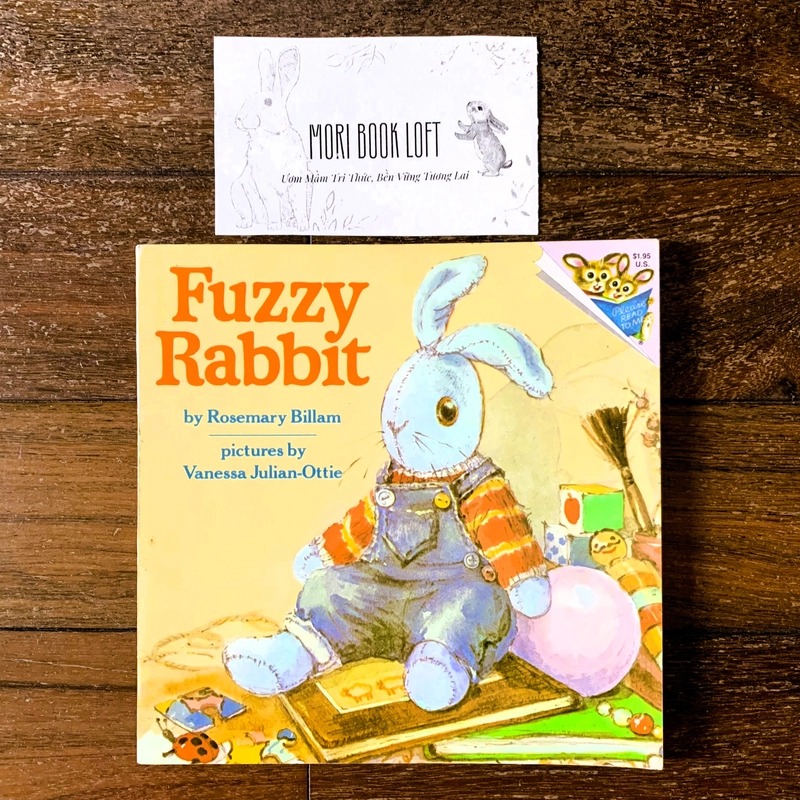 Sách tranh tiếng anh Fuzzy Rabbit, Used, minh họa cổ điển 478673