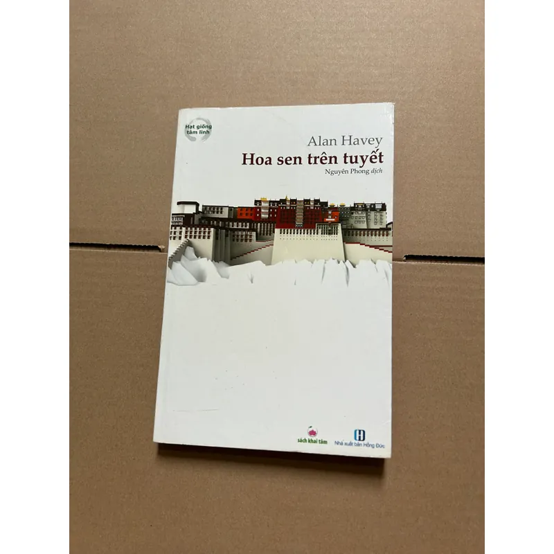 Hoa sen trên tuyết - Alan Havey 736070