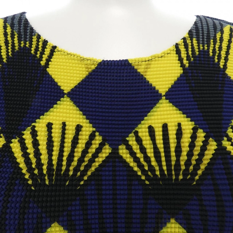 me ISSEY MIYAKE MI23FK366 Top - Hàng hiệu Authentic 825689